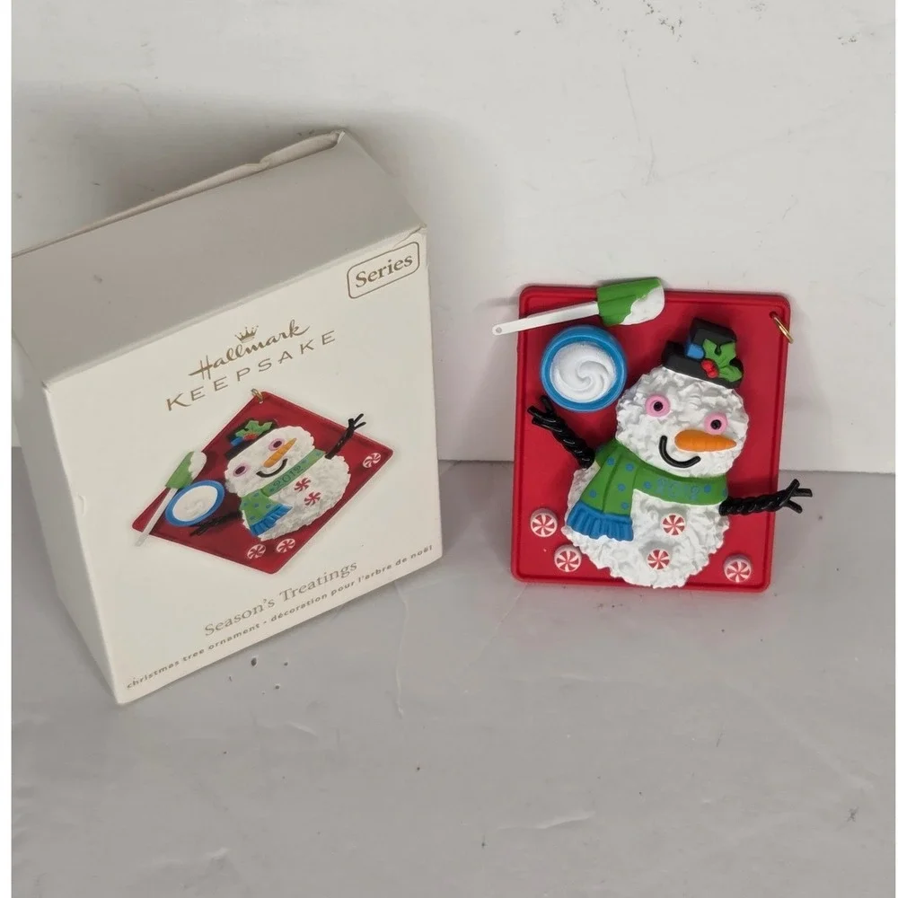Hallmark Keepsake 2012 Season's Treatings Snowman Cookie Ornament Series 4